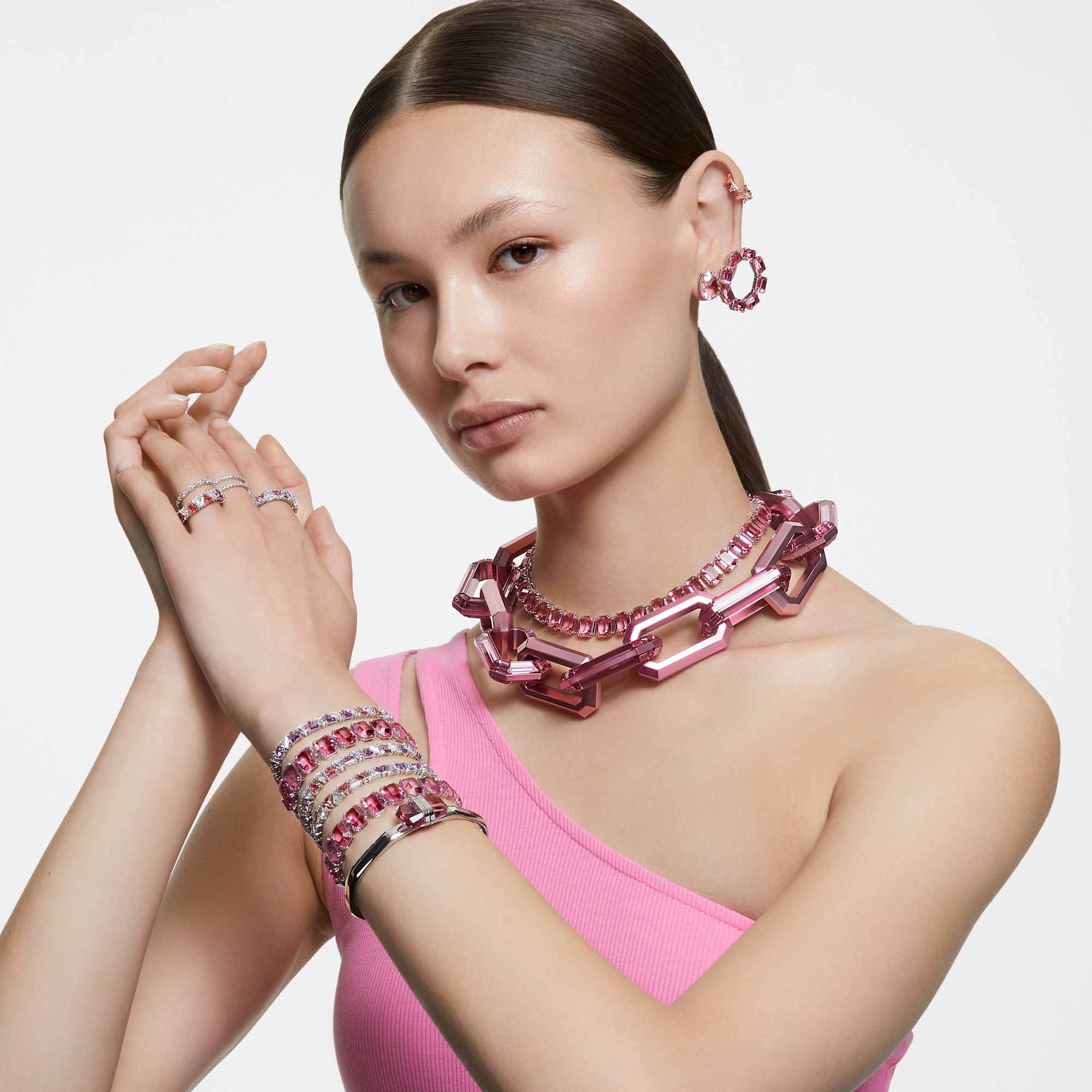 Lucent bangle, Magnetic closure, Pink, Stainless steel - M