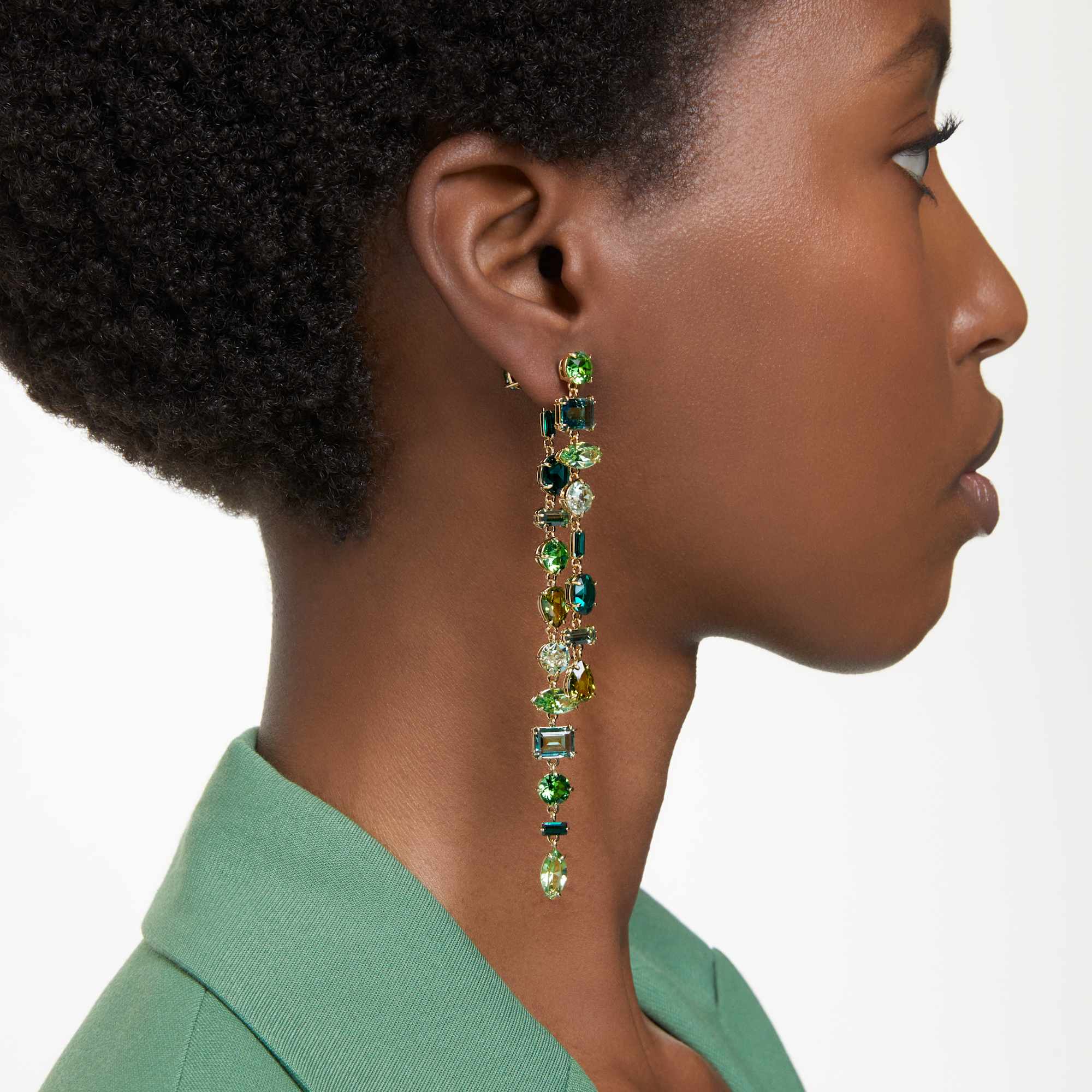 Gema drop earrings, Asymmetrical design, Mixed cuts, Extra long, Green, 18K gold finish