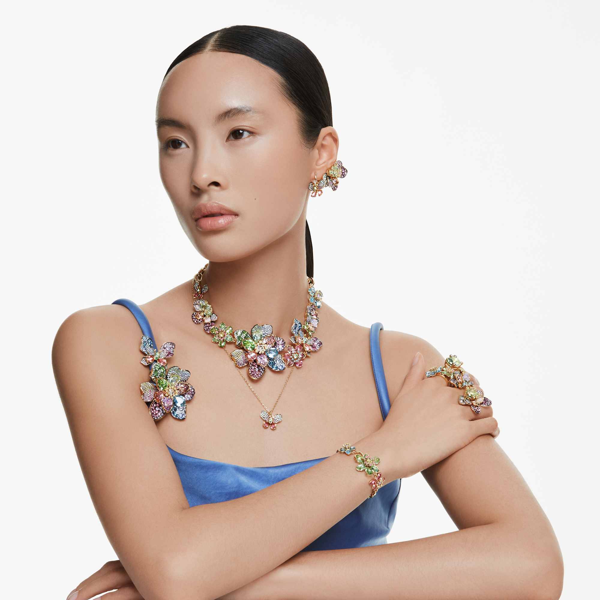 Idyllia open ring, Mixed cuts, Flower, Blue, 18K gold finish - 55cm